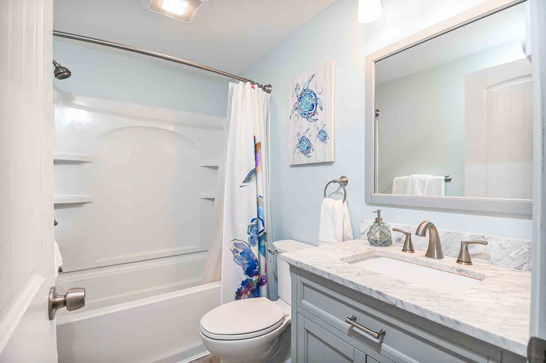 York, Maine, 03909, United States, 3 Bedrooms Bedrooms, ,1 BathroomBathrooms,Residential,For Sale,1965511