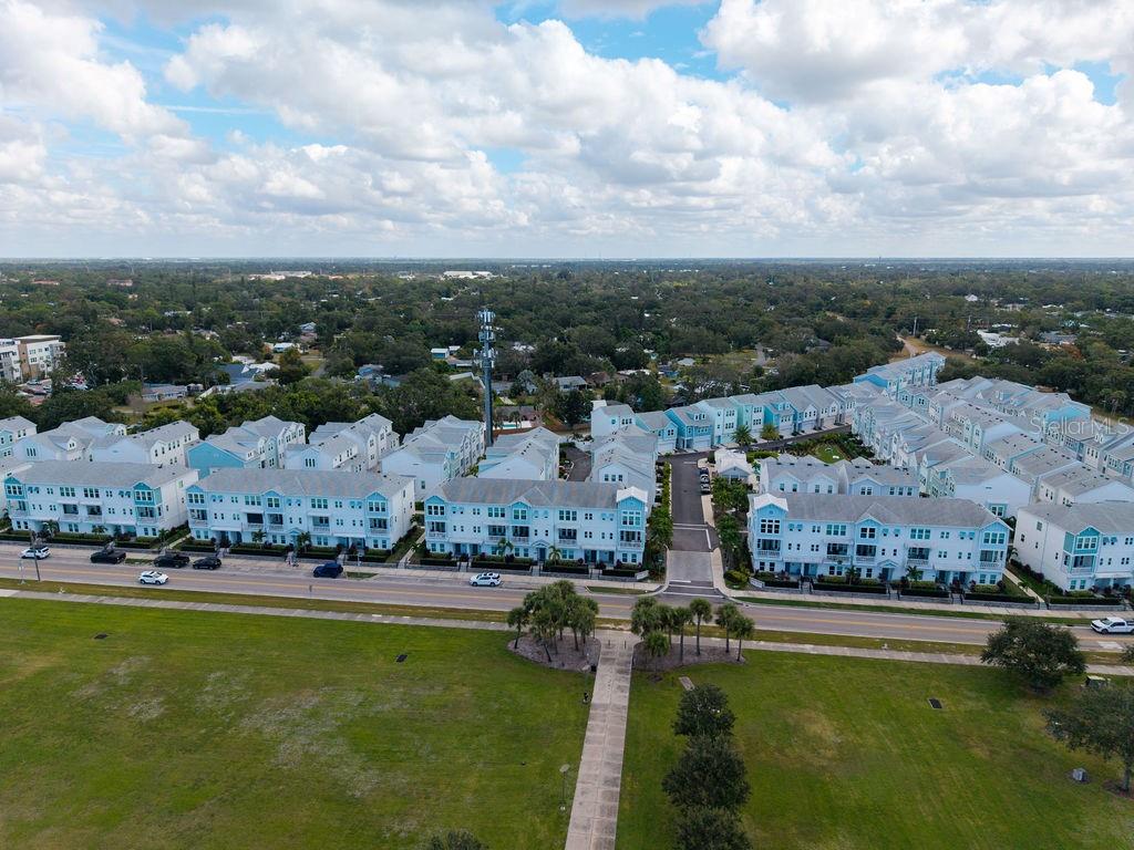 Sarasota, Florida, 34237, United States, 3 Bedrooms Bedrooms, ,4 BathroomsBathrooms,Residential,For Sale,1989213