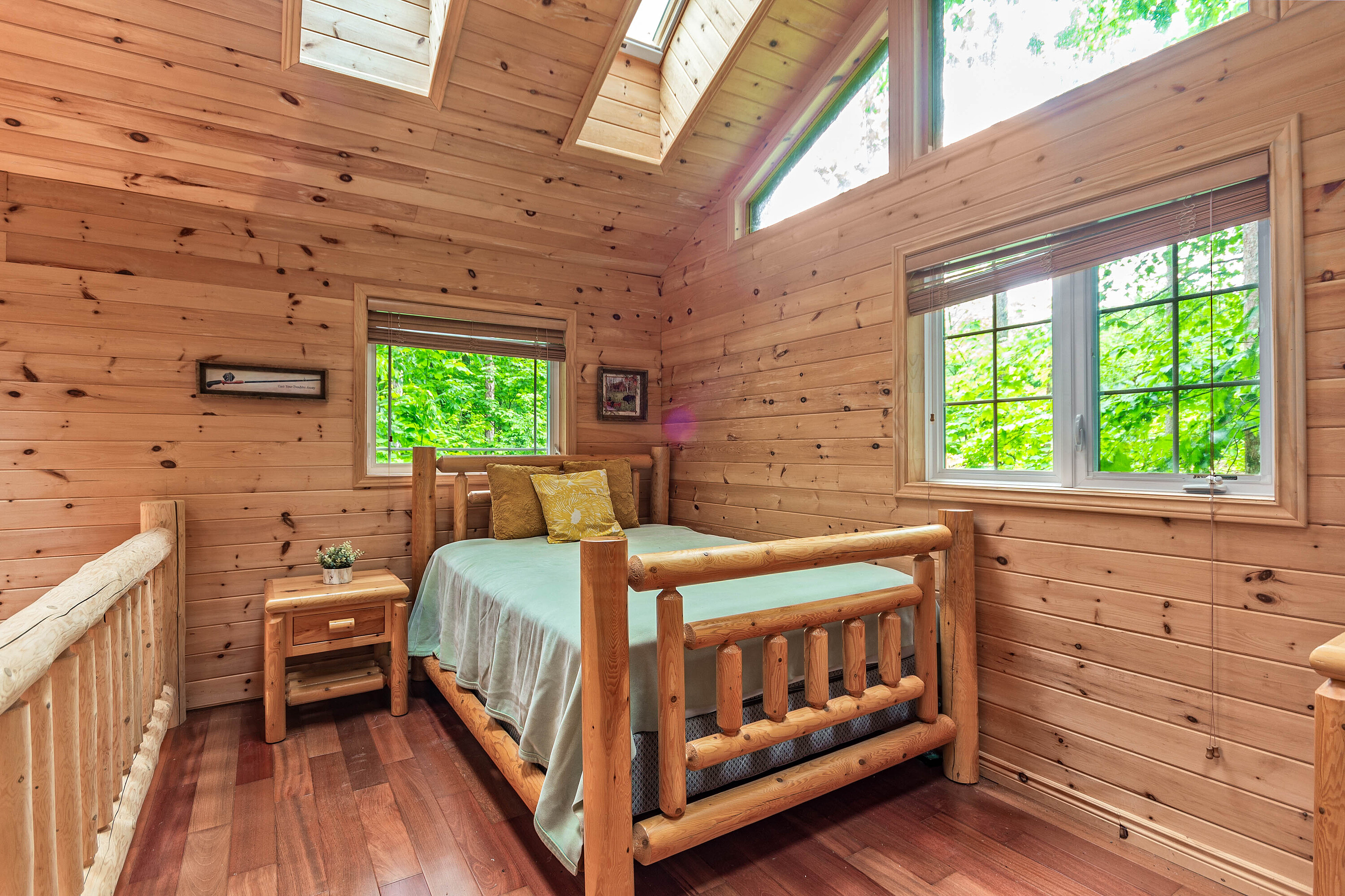  Christian Island Log Cottage - 物件實景