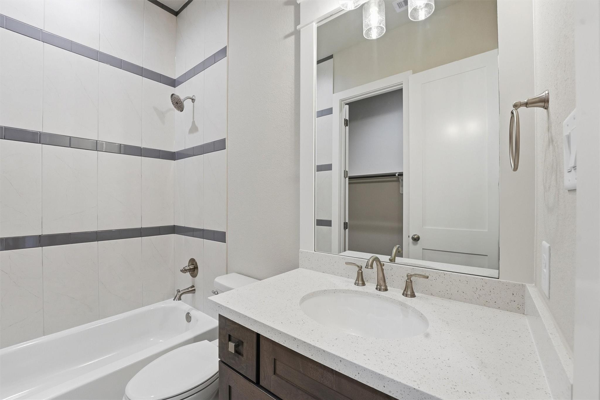 Montgomery, Texas, 77356, United States, 4 Bedrooms Bedrooms, ,5 BathroomsBathrooms,Residential,For Sale,2028408