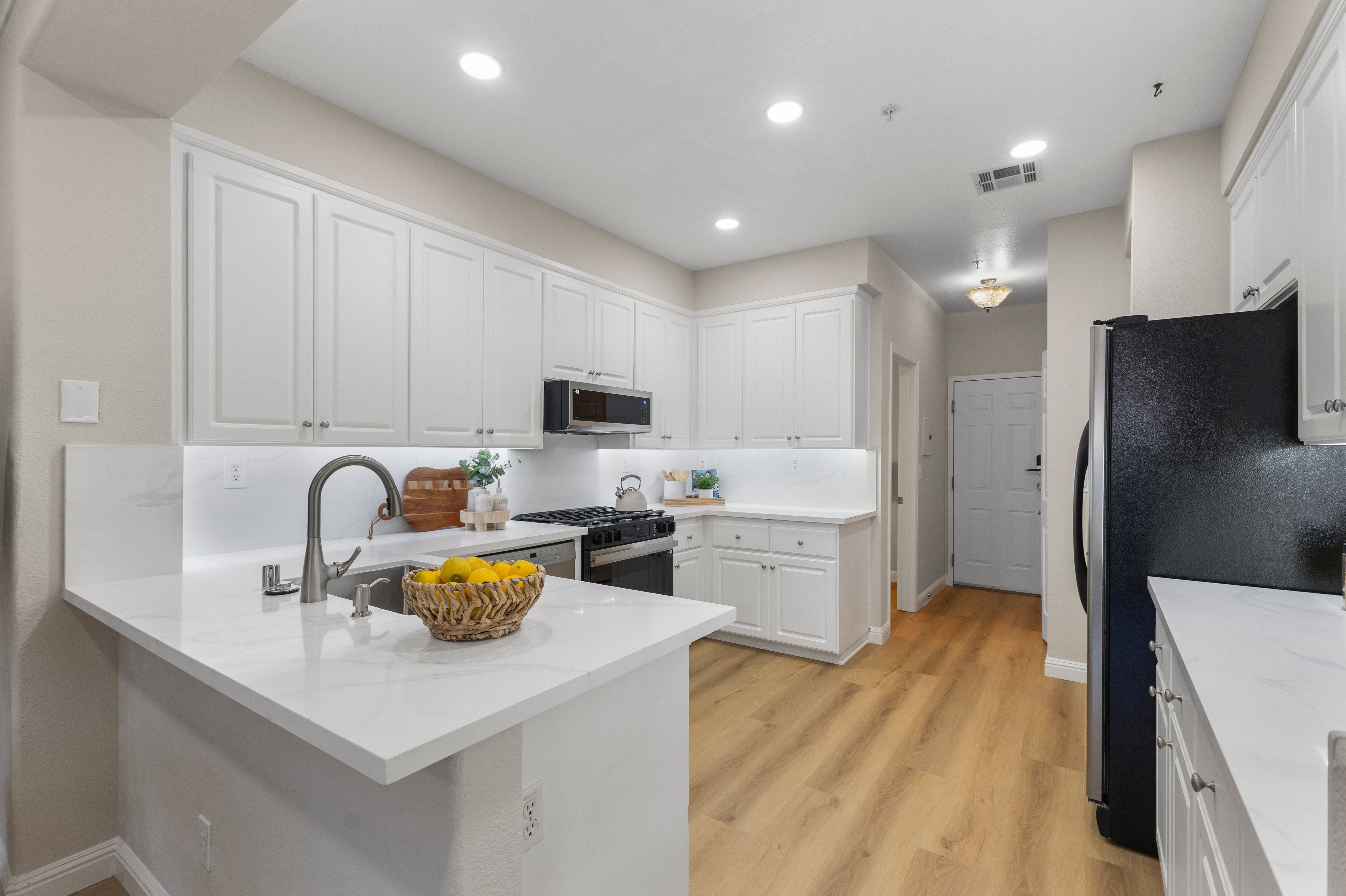  Move-In Ready San Ramon Townhome with Modern Updates - 物件實景