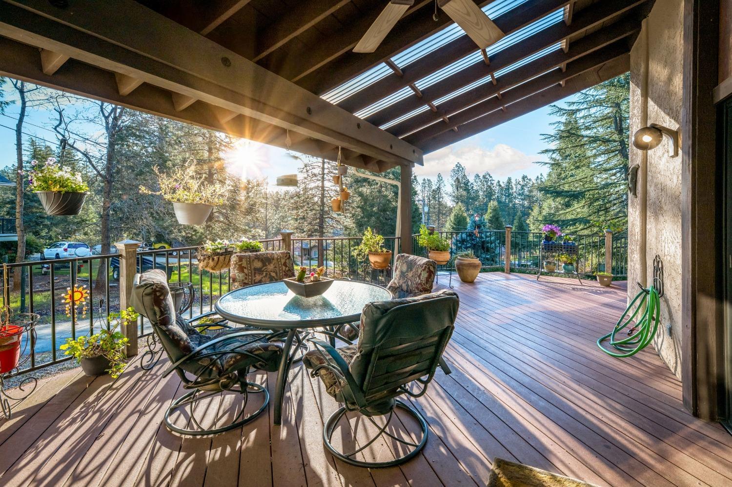 Grass Valley, California, 95949, United States, 3 Bedrooms Bedrooms, ,2 BathroomsBathrooms,Residential,For Sale,1761792
