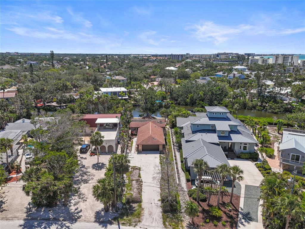 Sarasota, Florida, 34242, United States, 2 Bedrooms Bedrooms, ,2 BathroomsBathrooms,Residential,For Sale,1837643