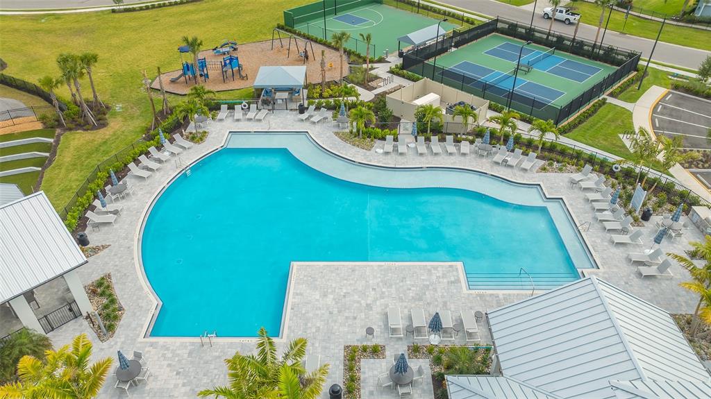 Bradenton, Florida, 34211, United States, 3 Bedrooms Bedrooms, ,2 BathroomsBathrooms,Residential,For Sale,1778454