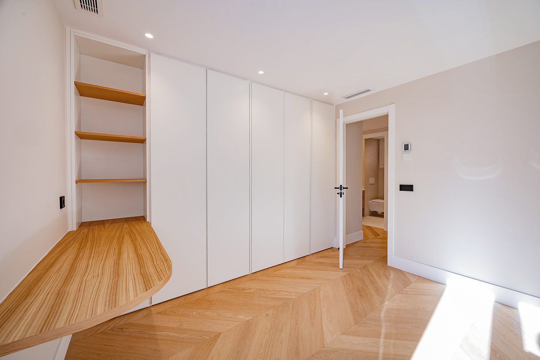  Exclusive renovated Penthouse with terrace near Plaza de Olavide - 物件實景