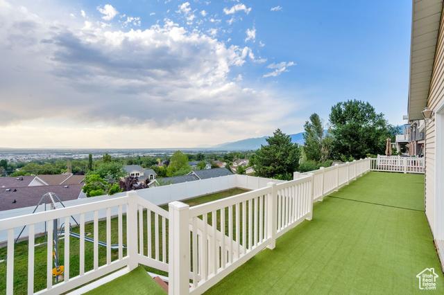 North Salt Lake, Utah, 84054, United States, 5 Bedrooms Bedrooms, ,4 BathroomsBathrooms,Residential,For Sale,1889764