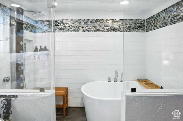Salt Lake City, Utah, 84124, United States, 4 Bedrooms Bedrooms, ,4 BathroomsBathrooms,Residential,For Sale,1904516