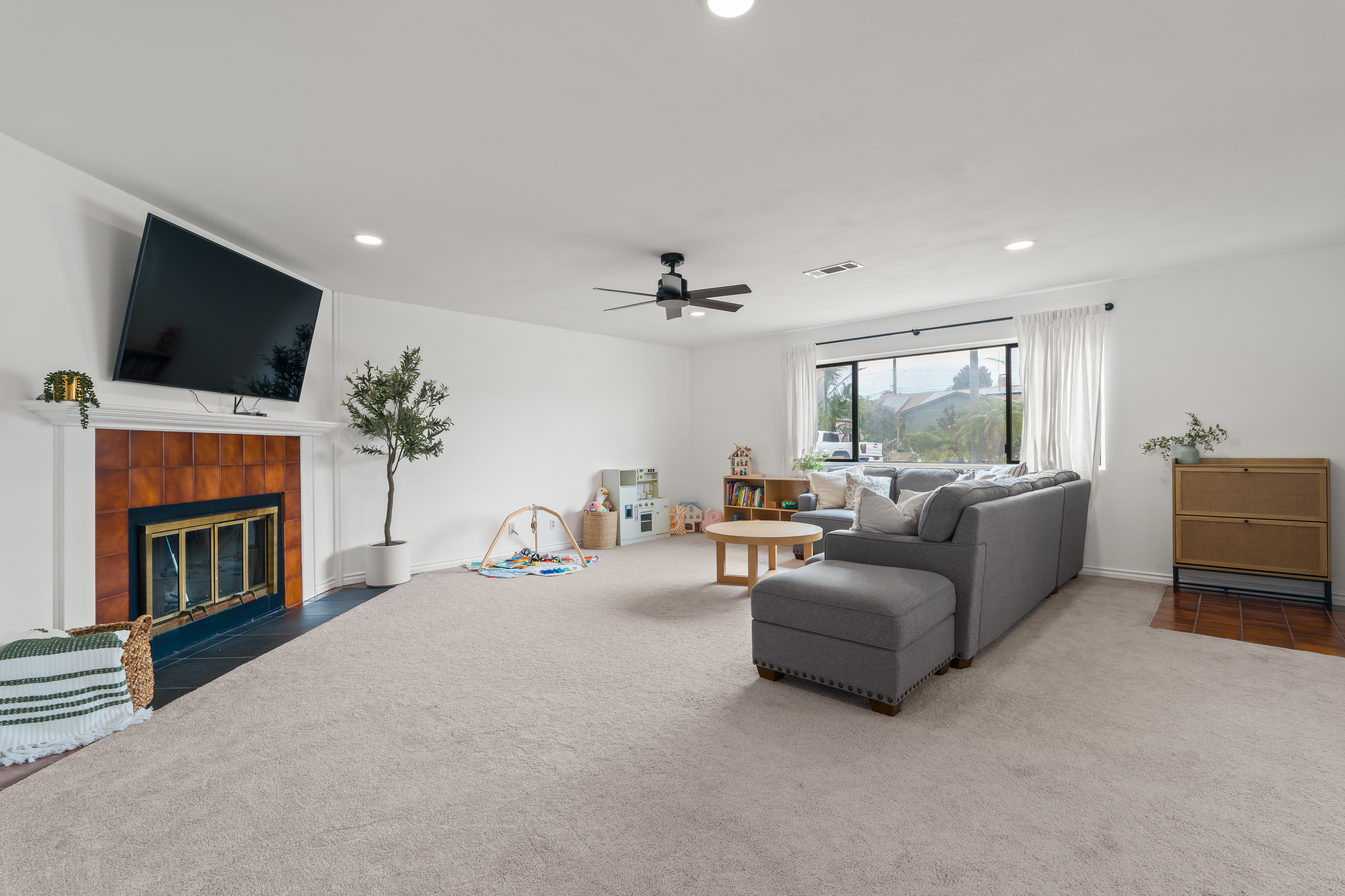  171 Lang Street, Ventura, CA 93003 - 物件實景