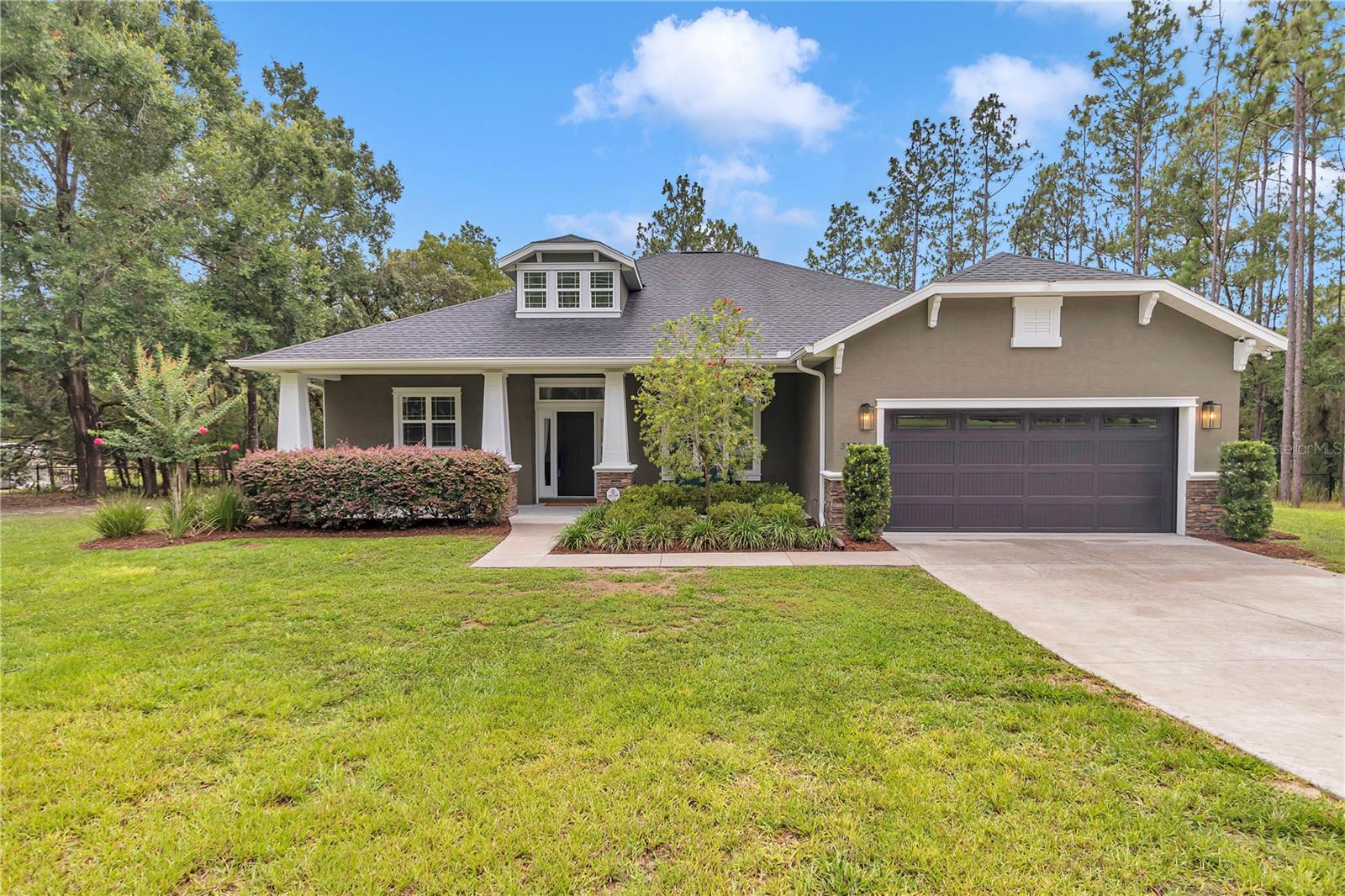 BEVERLY HILLS, Florida, 34465, United States, 3 Bedrooms Bedrooms, ,2 BathroomsBathrooms,Residential,For Sale,1865390