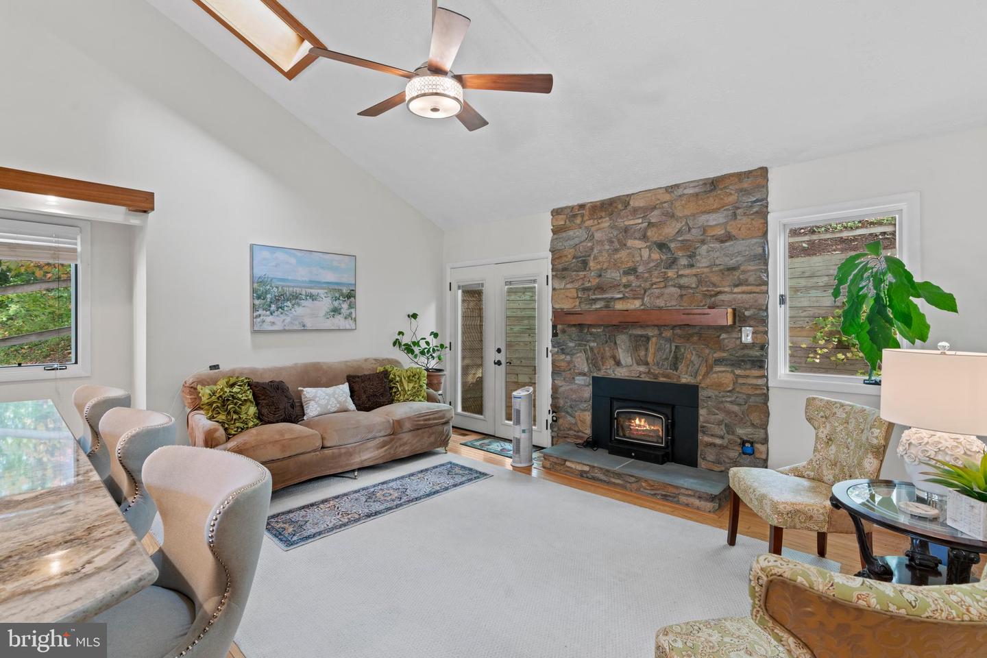 Annapolis, Maryland, 21409, United States, 3 Bedrooms Bedrooms, ,3 BathroomsBathrooms,Residential,For Sale,1988128