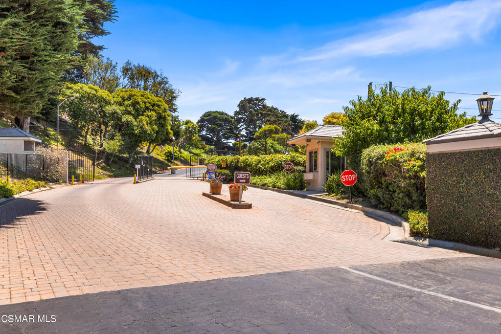 Malibu, California, 90265, United States, 3 Bedrooms Bedrooms, ,Residential,For Sale,1991700