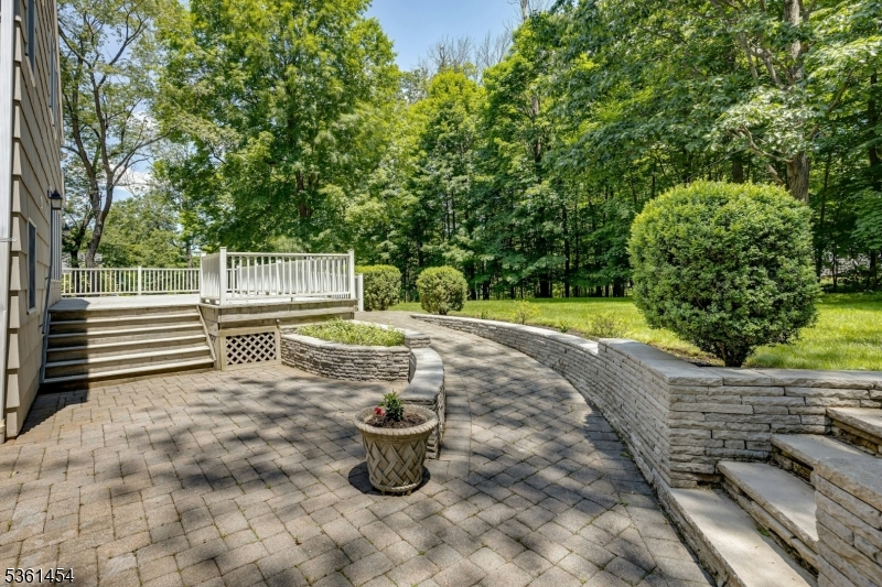 Berkeley Heights Twp., New Jersey, 07922, United States, 6 Bedrooms Bedrooms, ,4 BathroomsBathrooms,Residential,For Sale,1837487
