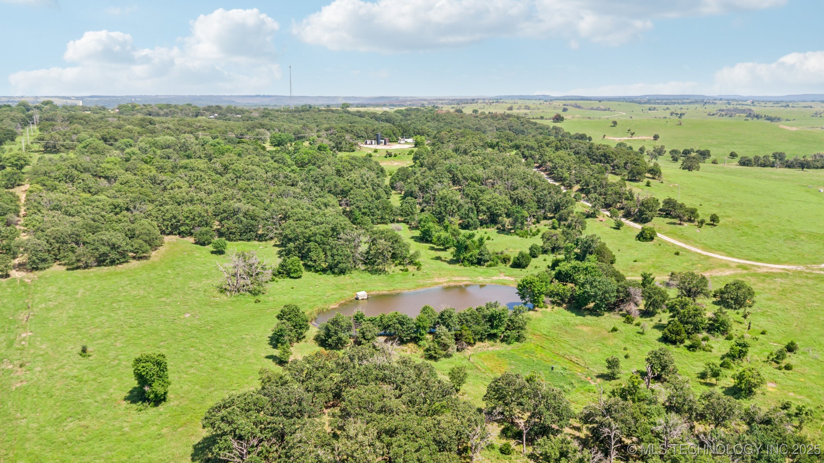 Barnsdall, Oklahoma, 74002, United States, 4 Bedrooms Bedrooms, ,3 BathroomsBathrooms,Residential,For Sale,1898751