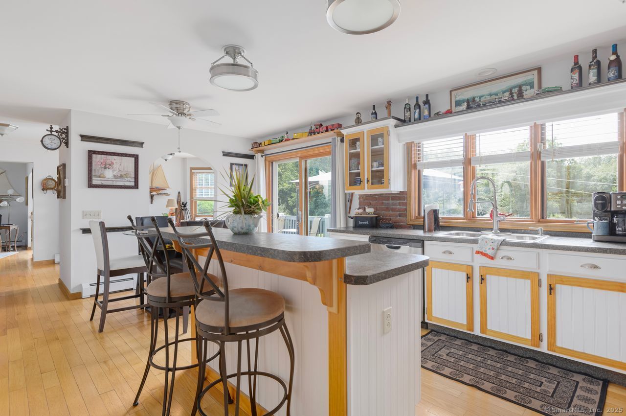 Griswold, Connecticut, 06351, United States, 3 Bedrooms Bedrooms, ,3 BathroomsBathrooms,Residential,For Sale,1941626