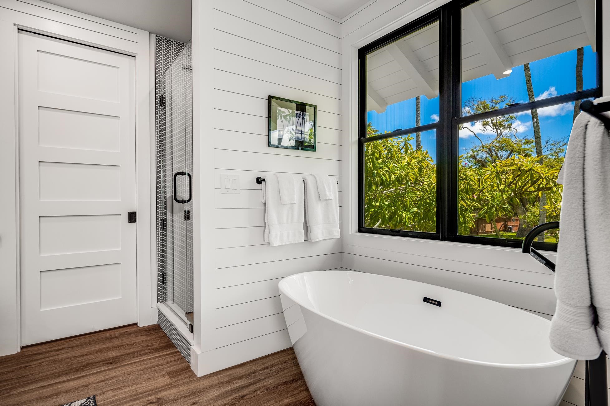 Paia, Hawaii, 96779, United States, 4 Bedrooms Bedrooms, ,4 BathroomsBathrooms,Residential,For Sale,1918260