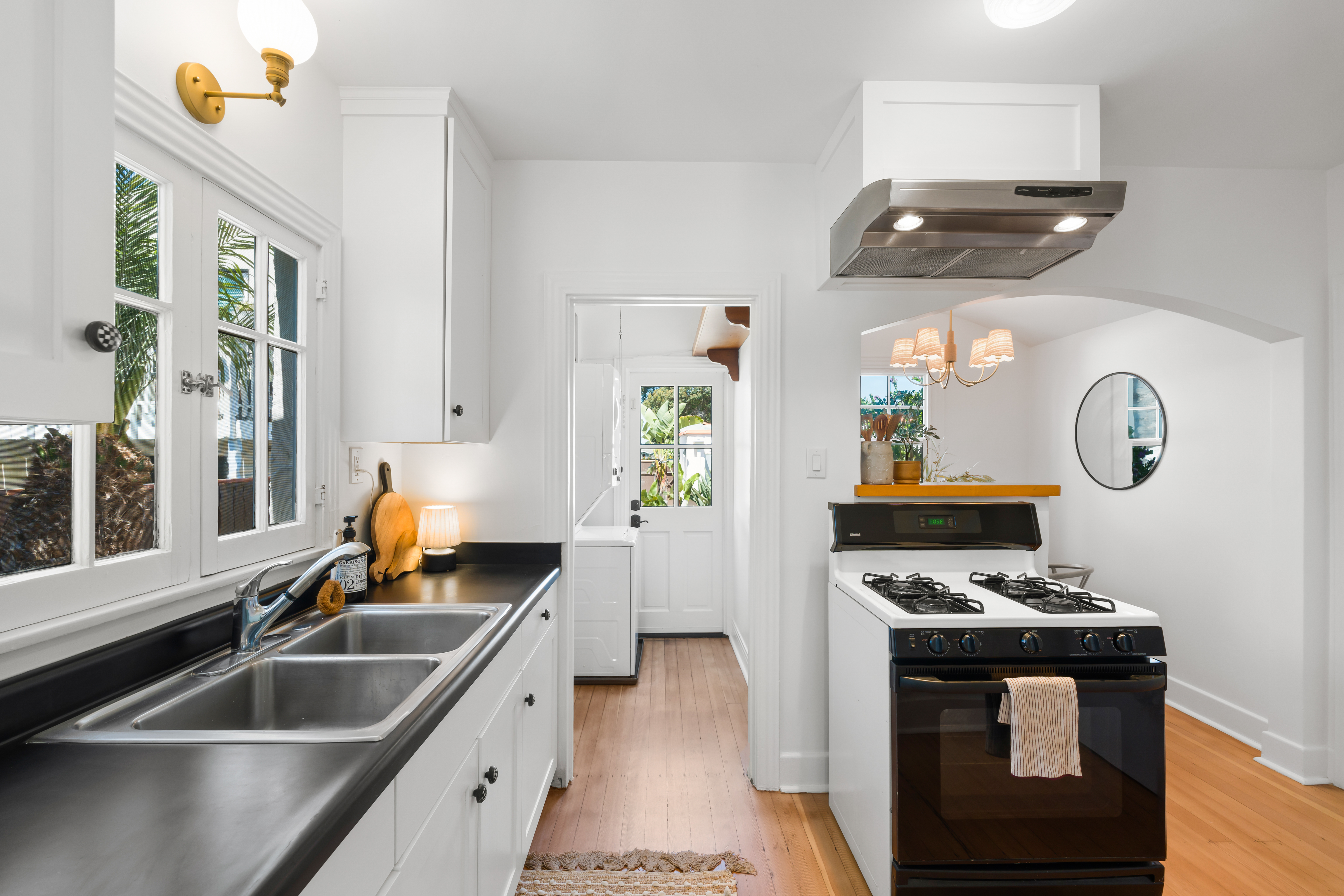  529 South Catalina Street, Ventura, CA 93001 - 物件實景