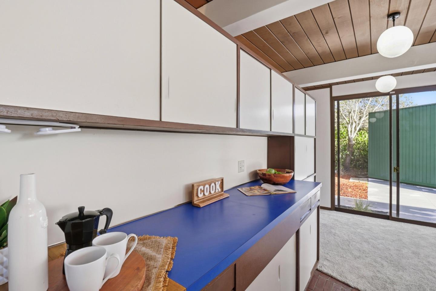 San Mateo, California, 94402, United States, 3 Bedrooms Bedrooms, ,2 BathroomsBathrooms,Residential,For Sale,1989577