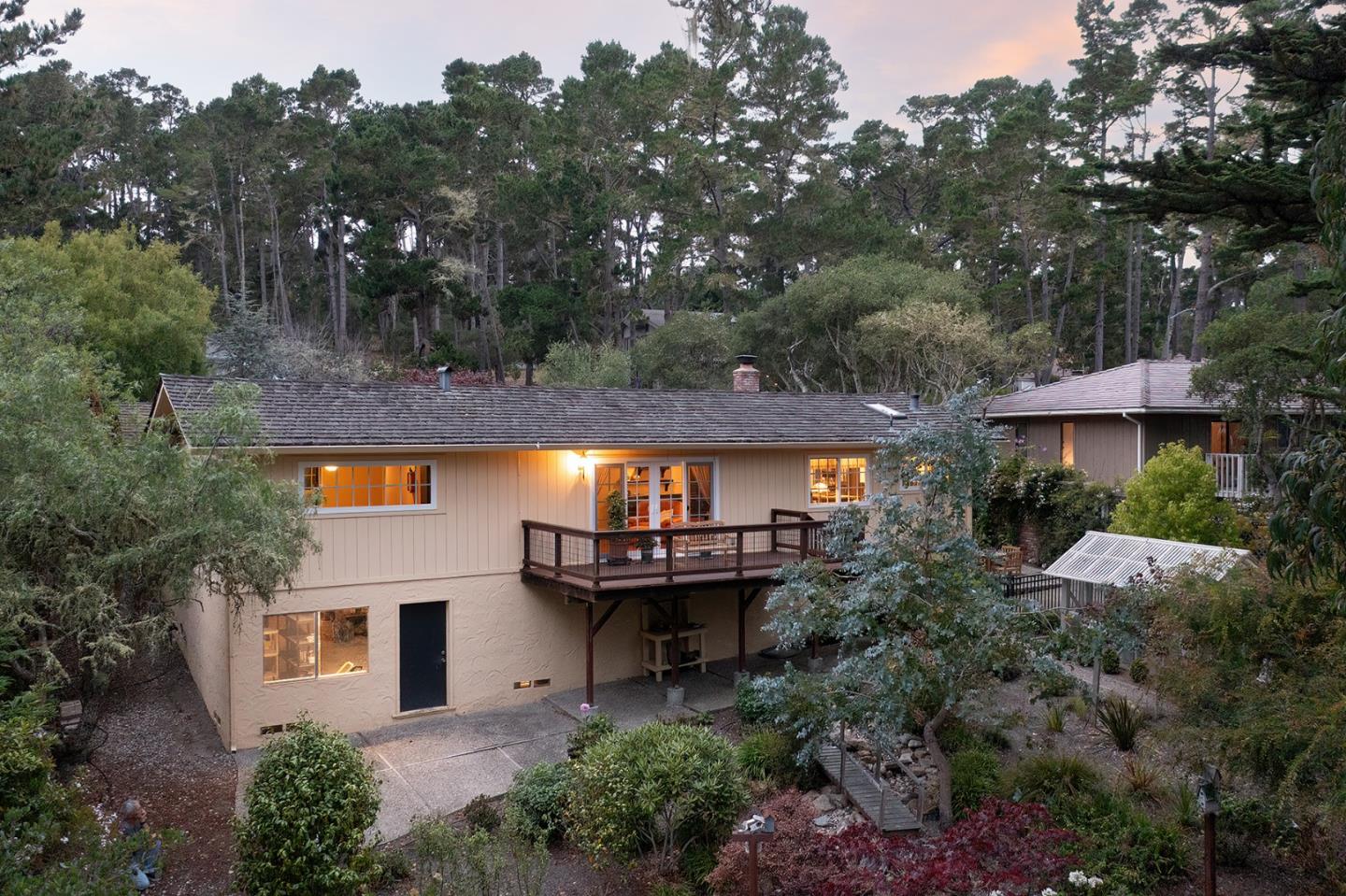 Monterey, California, 93940, United States, 3 Bedrooms Bedrooms, ,2 BathroomsBathrooms,Residential,For Sale,1837476