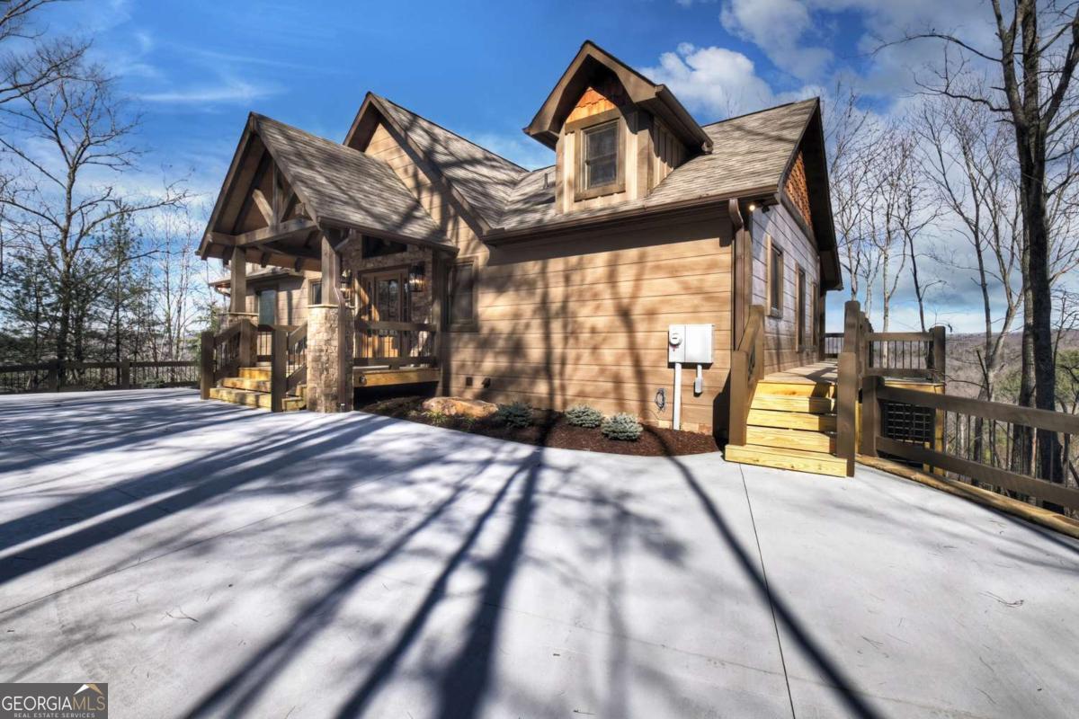 Mineral Bluff, Georgia, 30559, United States, 4 Bedrooms Bedrooms, ,4 BathroomsBathrooms,Residential,For Sale,2011407