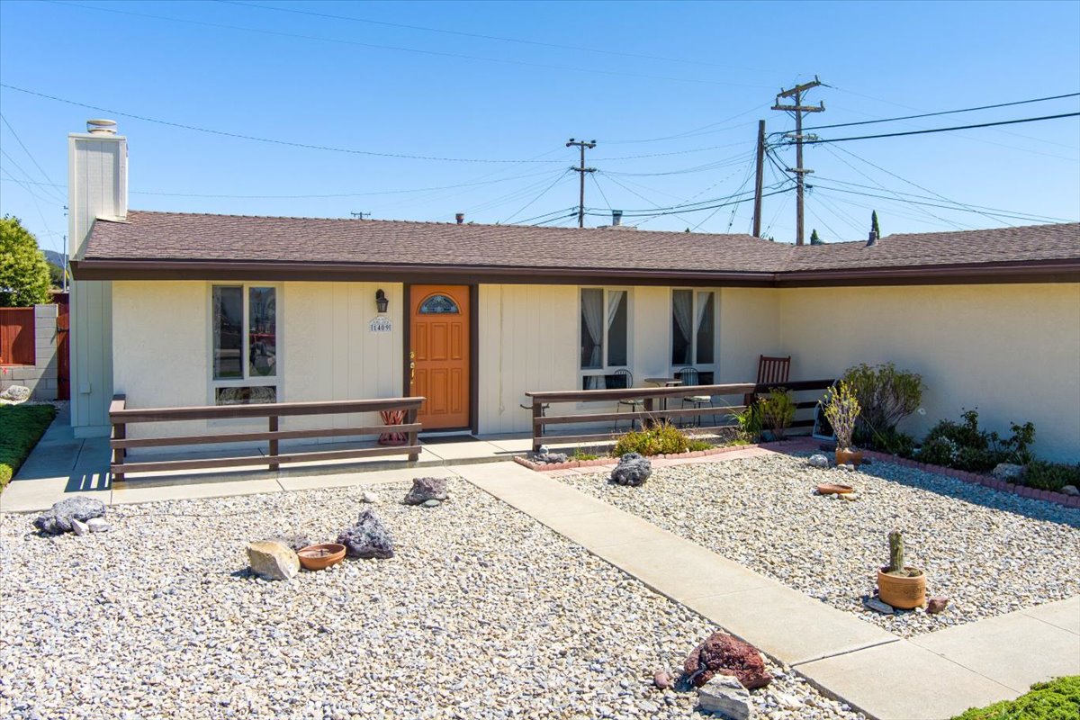Lompoc, California, 93436, United States, 3 Bedrooms Bedrooms, ,1 BathroomBathrooms,Residential,For Sale,1906815