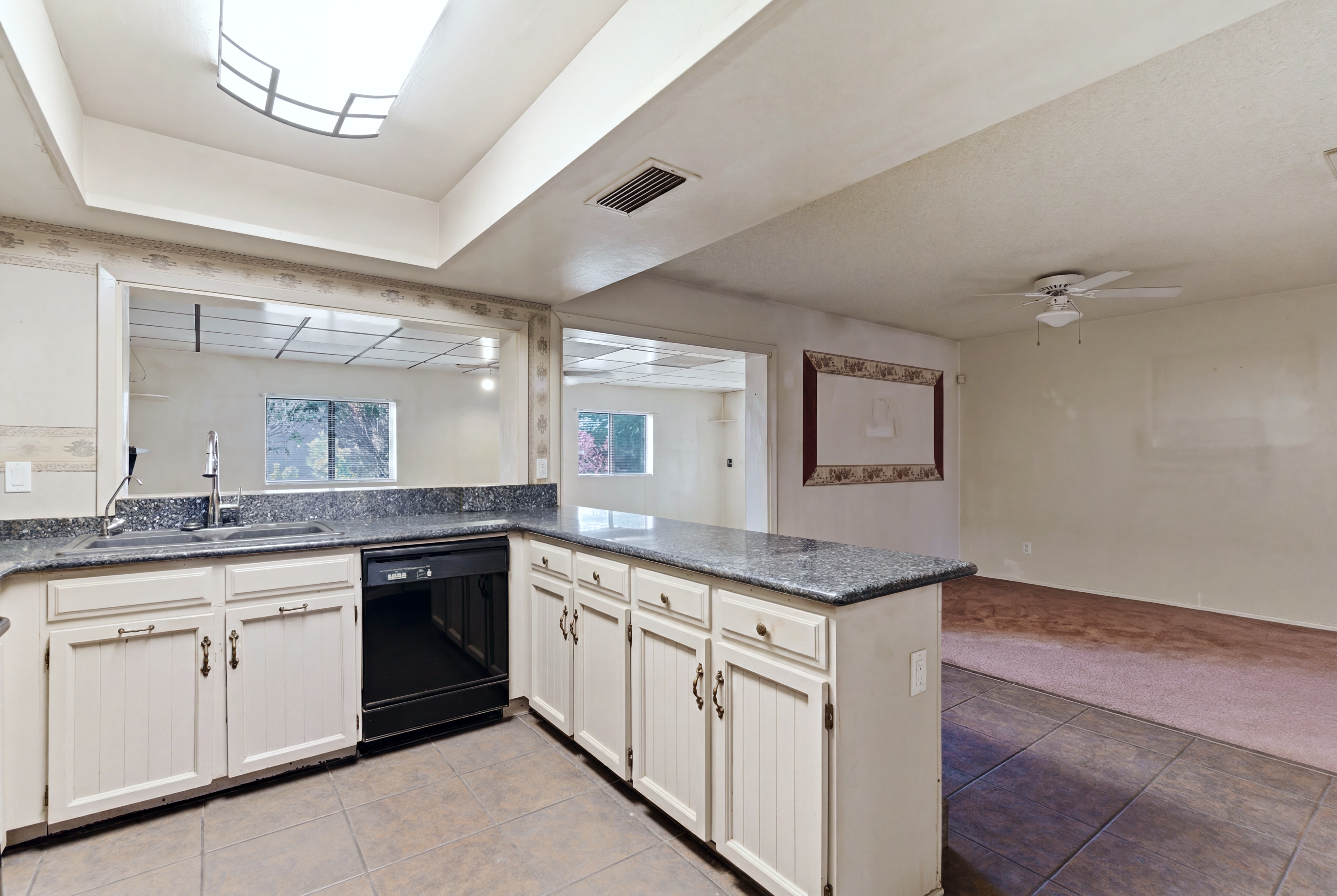  1434 West Kerry Lane  Phoenix, AZ - 物件實景