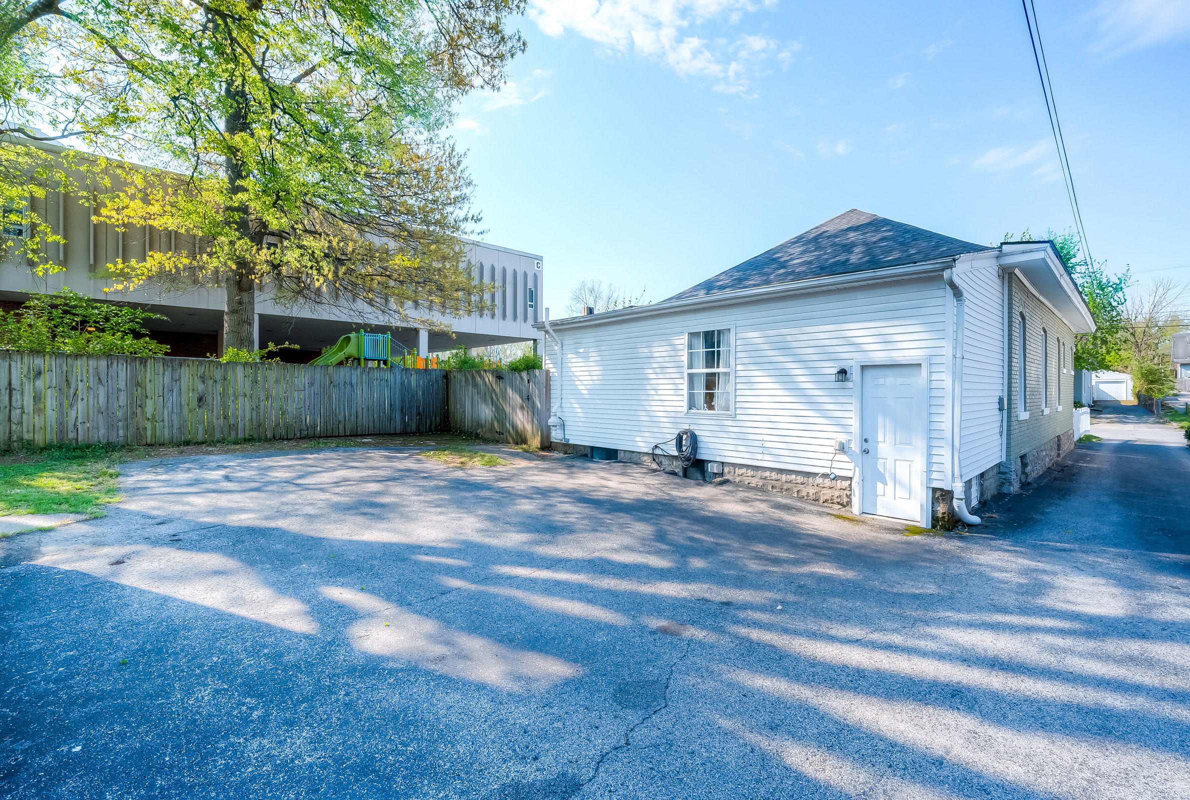  729 Hambrick Avenue - 物件實景