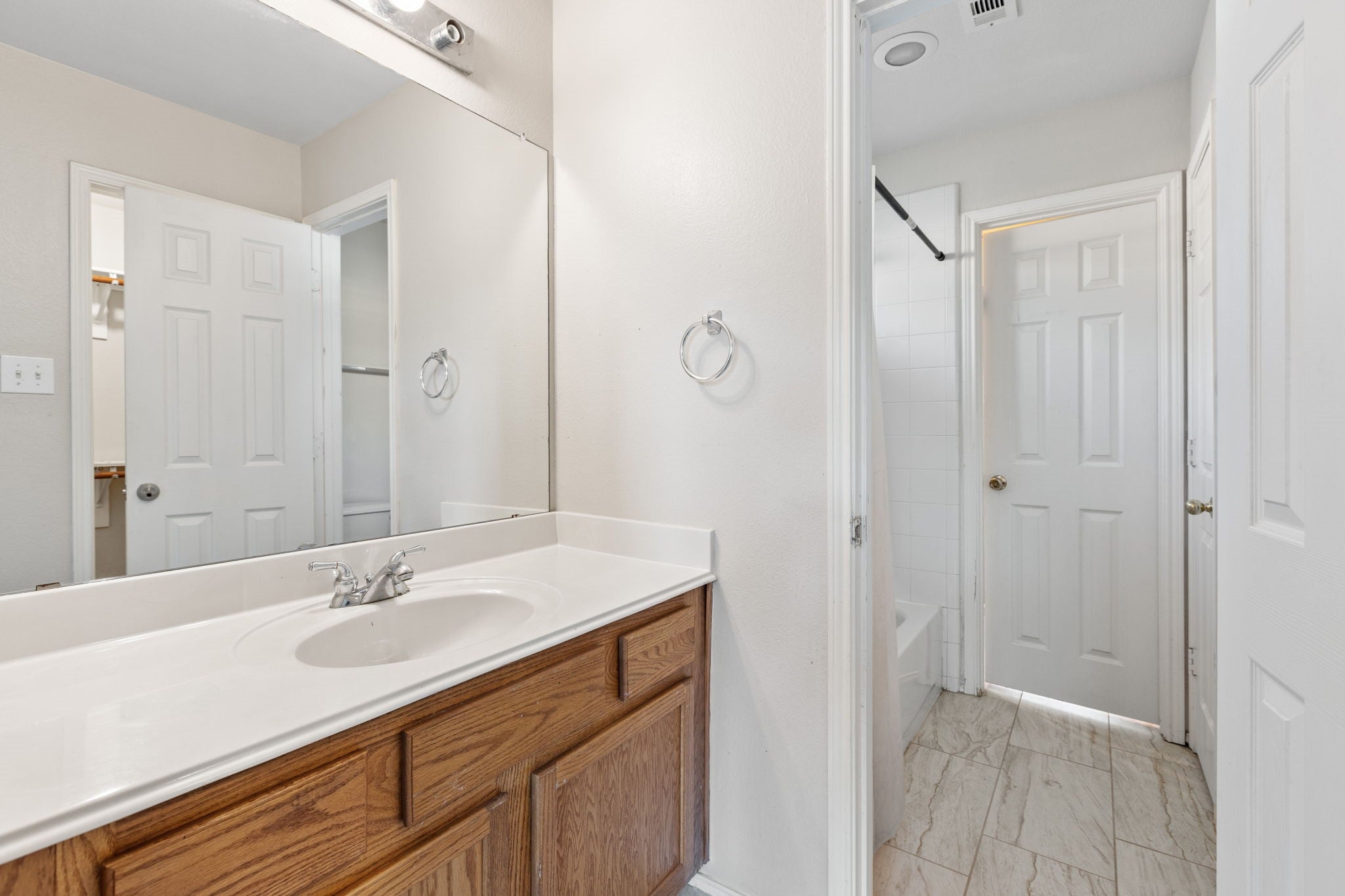 Frisco, Texas, 75035, United States, 5 Bedrooms Bedrooms, ,4 BathroomsBathrooms,Residential,For Sale,1977437