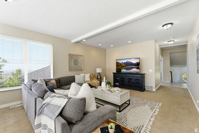 Bountiful, Utah, 84010, United States, 8 Bedrooms Bedrooms, ,6 BathroomsBathrooms,Residential,For Sale,2034366