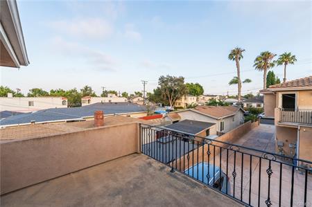 Lawndale, California, 90260, United States, 4 Bedrooms Bedrooms, ,4 BathroomsBathrooms,Residential,For Sale,1982588