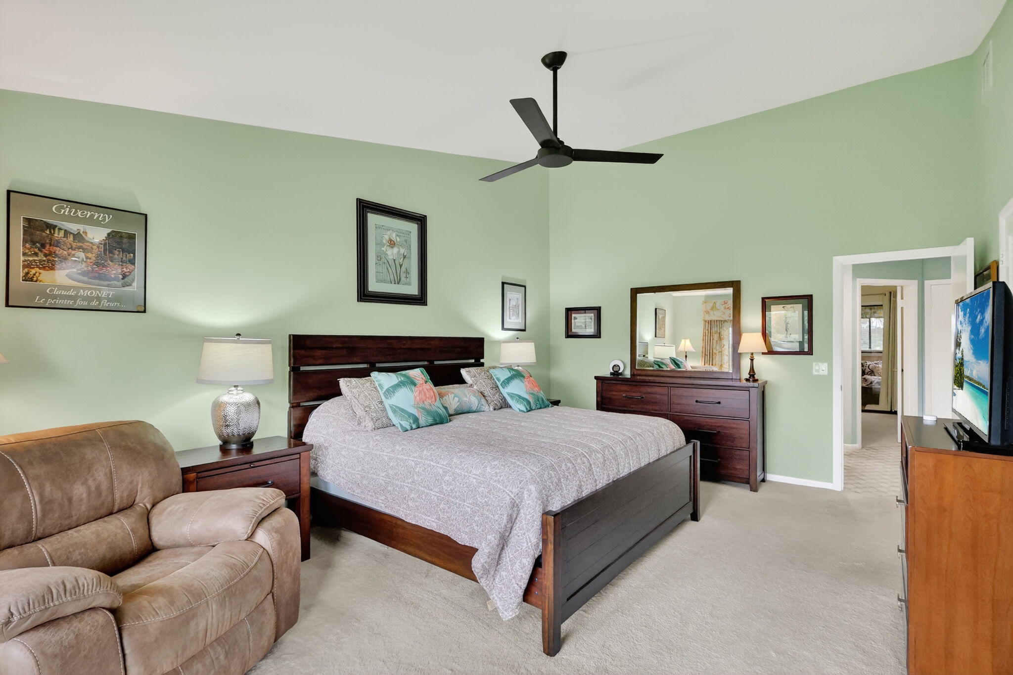 Stuart, Florida, 34997, United States, 3 Bedrooms Bedrooms, ,3 BathroomsBathrooms,Residential,For Sale,1989357