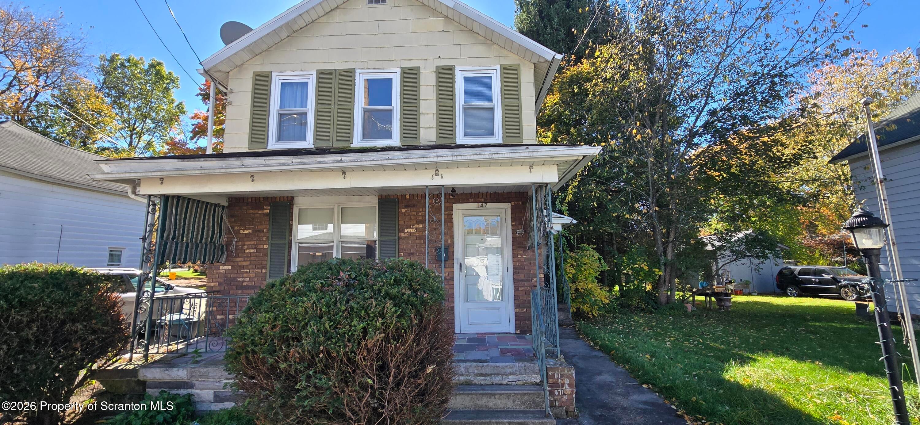 Monroe St, Archbald, PA 18403