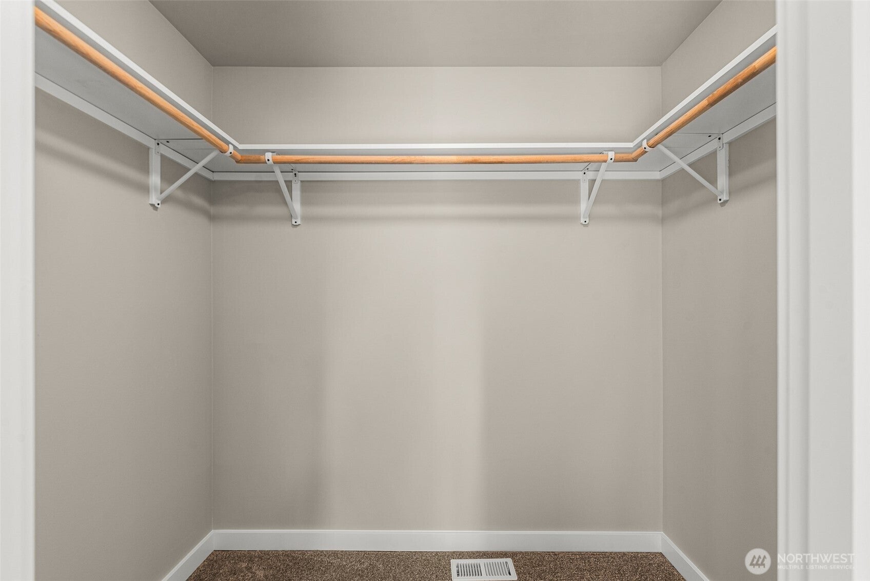 East Wenatchee, Washington, 98802, United States, 3 Bedrooms Bedrooms, ,1 BathroomBathrooms,Residential,For Sale,1984794