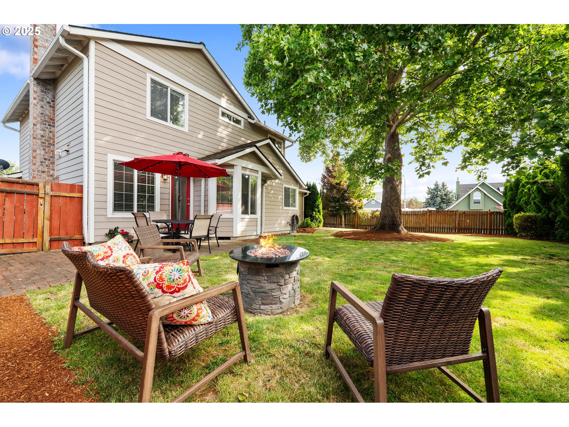 Hillsboro, Oregon, 97124, United States, 3 Bedrooms Bedrooms, ,2 BathroomsBathrooms,Residential,For Sale,1865919