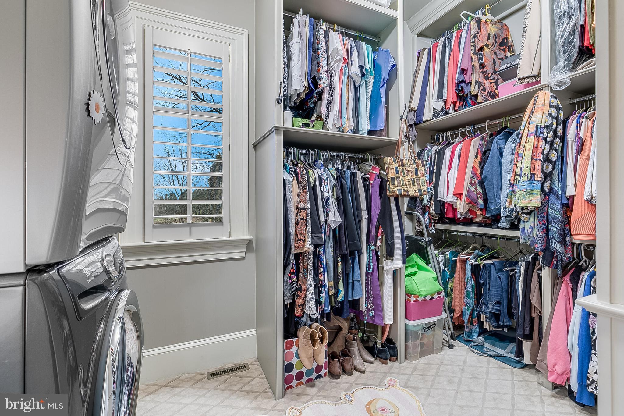 Leesburg, Virginia, 20175, United States, ,Residential,For Sale,2005679