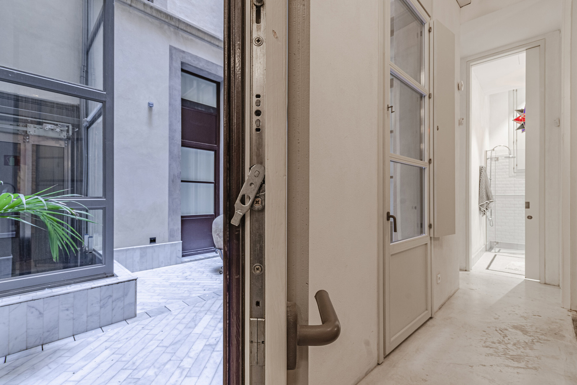  Renovated apartment with historical character in the Barri Gòtic - 物件實景