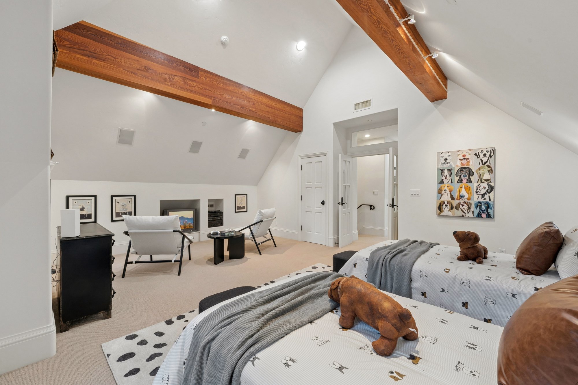  Timeless Elegance in Lower Hillsborough - 物件實景
