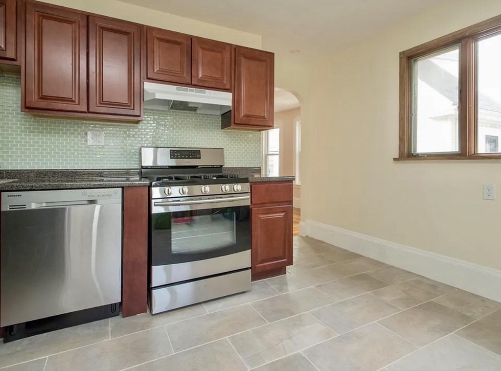 Somerville, Massachusetts, 02144, United States, 5 Bedrooms Bedrooms, ,3 BathroomsBathrooms,Residential,For Sale,1709211