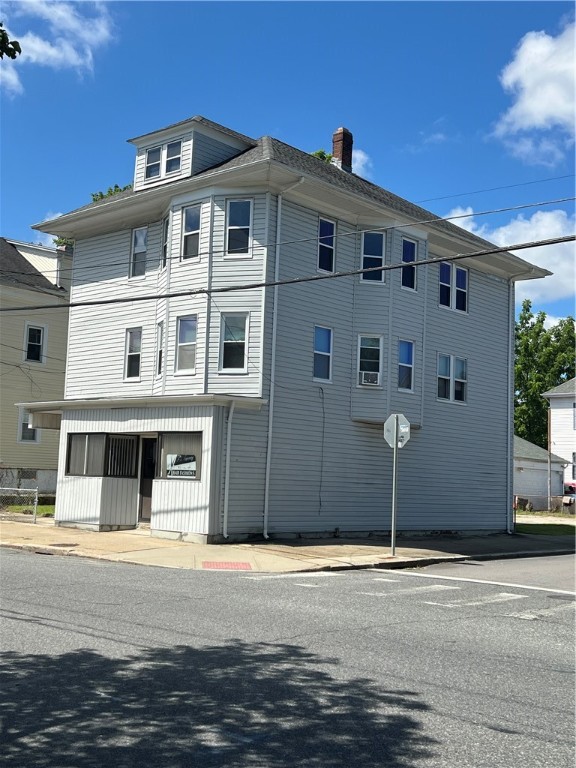 Providence, Rhode Island, 02908, United States, 4 Bedrooms Bedrooms, ,3 BathroomsBathrooms,Residential,For Sale,1895362