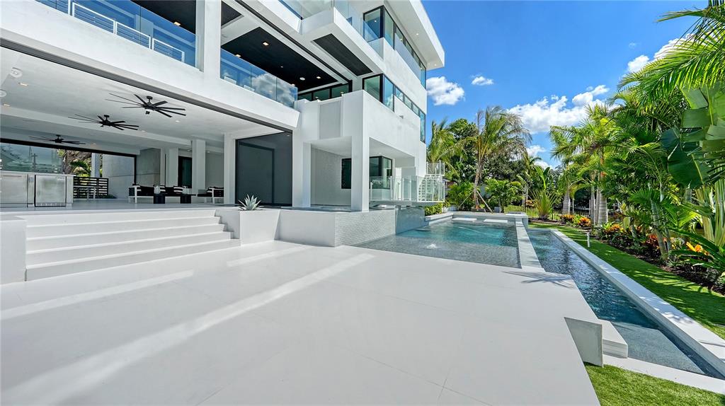 Sarasota, Florida, 34239, United States, 5 Bedrooms Bedrooms, ,8 BathroomsBathrooms,Residential,For Sale,1868707