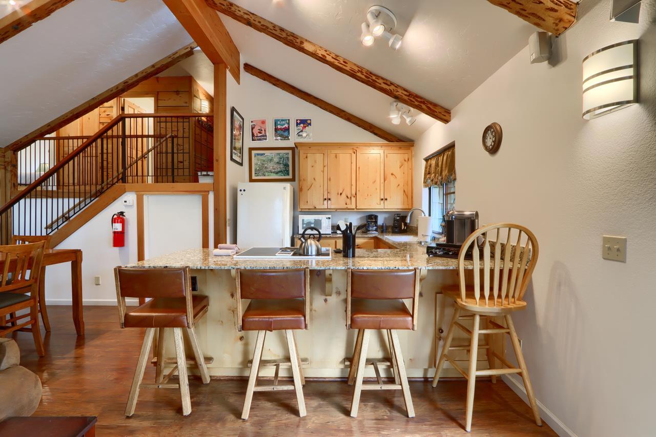 Yosemite West, California, 95389, United States, 2 Bedrooms Bedrooms, ,2 BathroomsBathrooms,Residential,For Sale,1977211