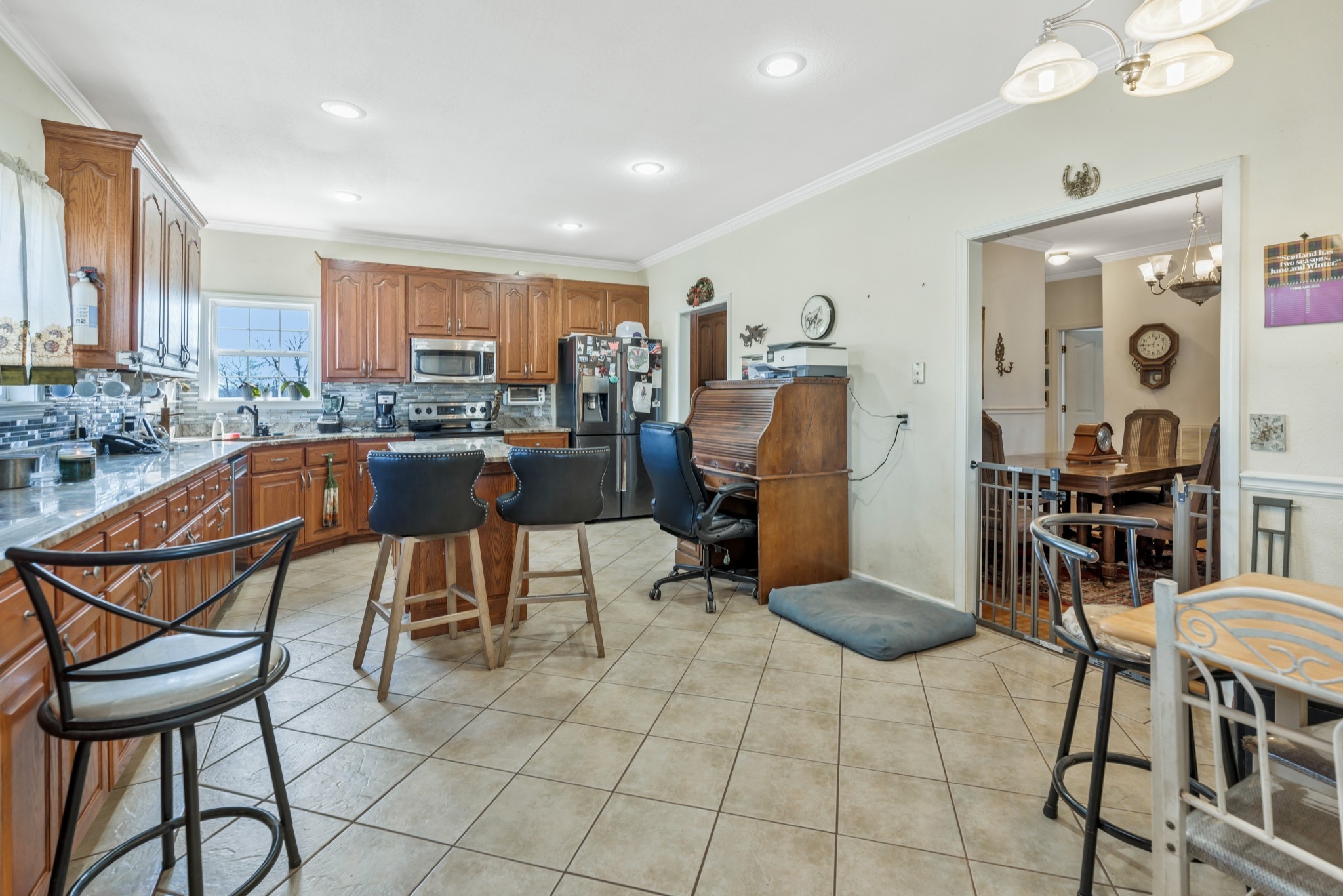 Lawrenceburg, Tennessee, 38464, United States, 3 Bedrooms Bedrooms, ,2 BathroomsBathrooms,Residential,For Sale,1940274