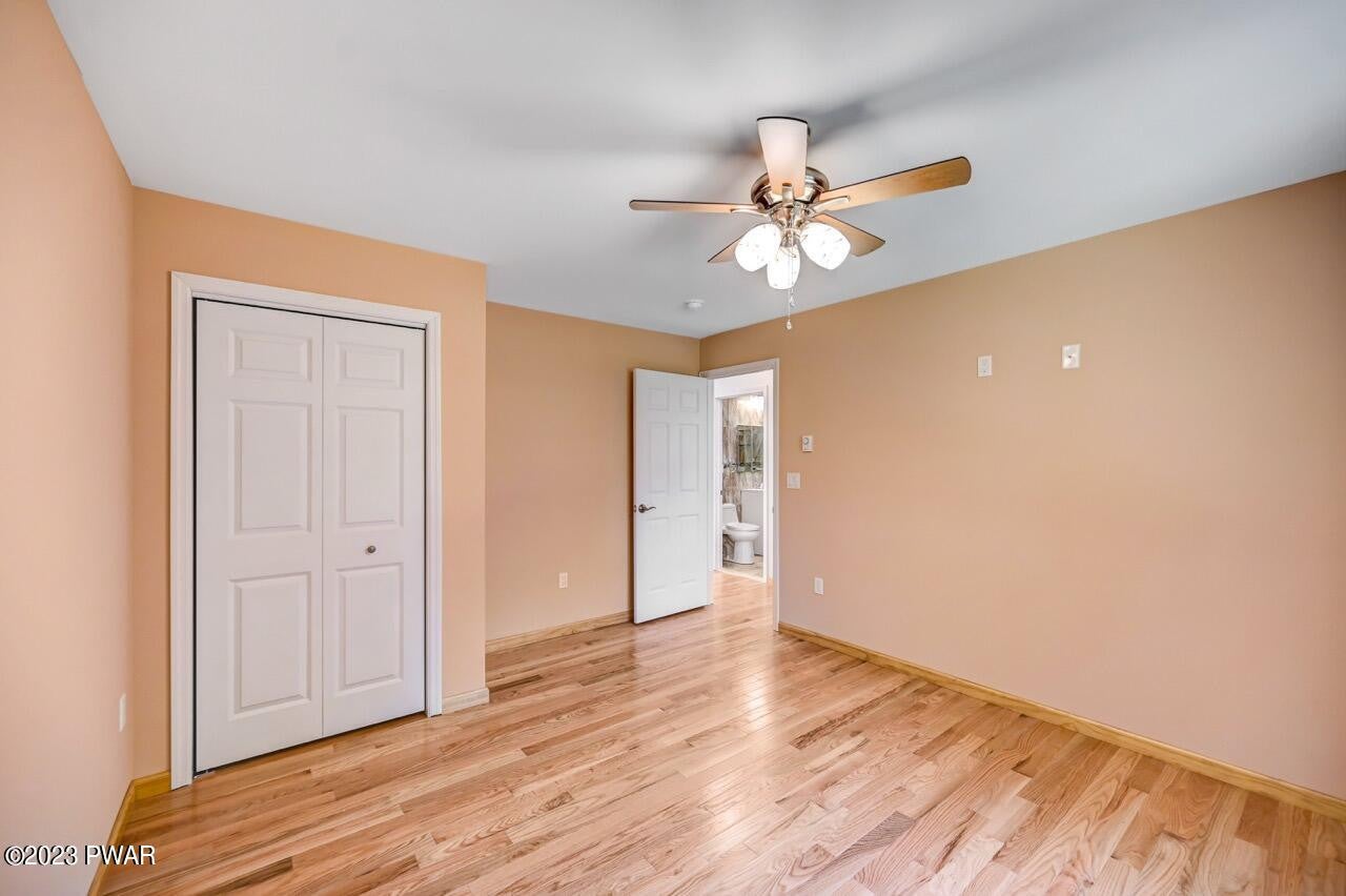 Lake Ariel, Pennsylvania, 18436, United States, 4 Bedrooms Bedrooms, ,4 BathroomsBathrooms,Residential,For Sale,1878609
