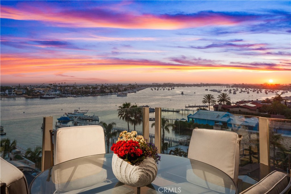 Corona del Mar, California, 92625, United States, 4 Bedrooms Bedrooms, ,4 BathroomsBathrooms,Residential,For Sale,1874360