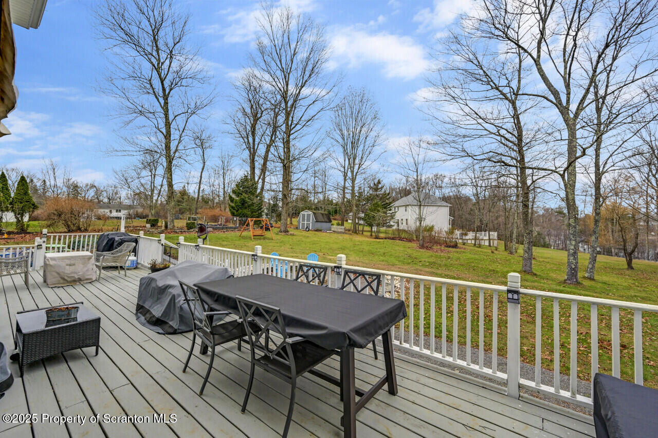 Moscow, Pennsylvania, 18444, United States, 4 Bedrooms Bedrooms, ,3 BathroomsBathrooms,Residential,For Sale,1999733