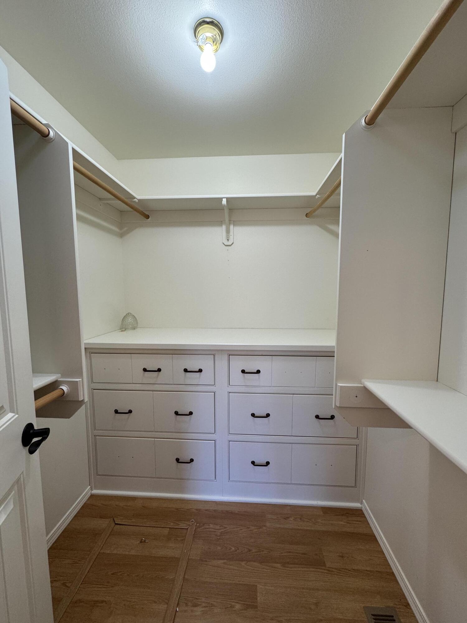 Terrebonne, Oregon, 97760, United States, 3 Bedrooms Bedrooms, ,2 BathroomsBathrooms,Residential,For Sale,2009315