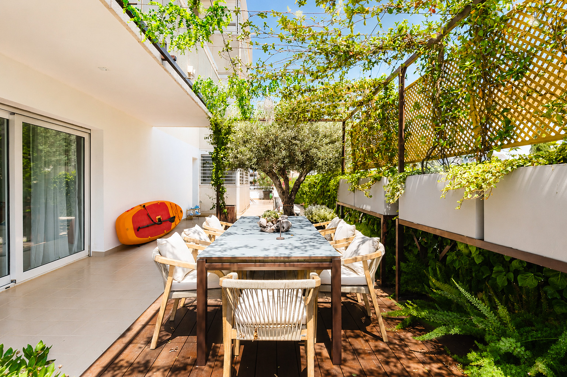  Exclusive beachfront duplex ground floor with direct beach access - 物件實景