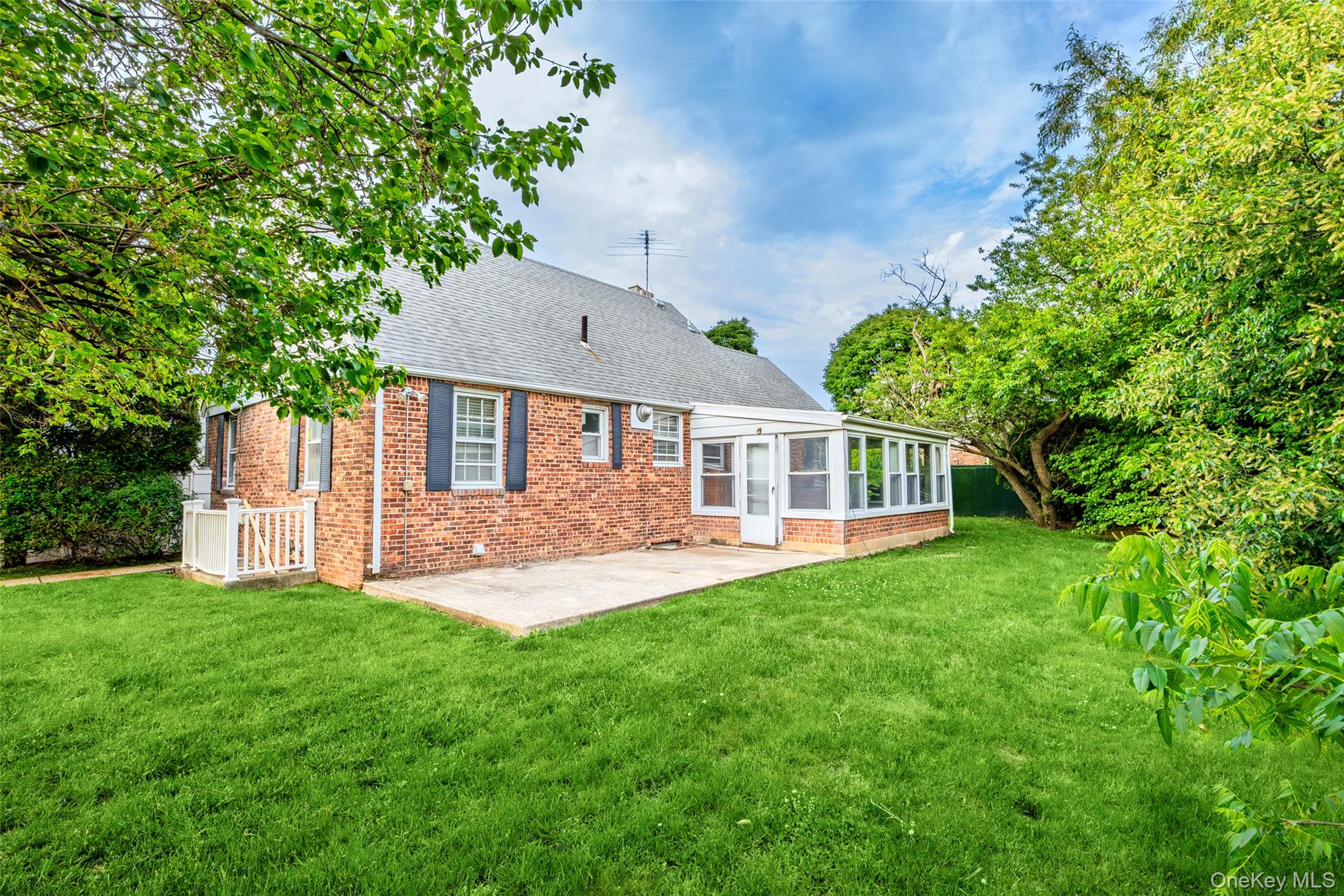 Uniondale, New York, 11553, United States, 4 Bedrooms Bedrooms, ,3 BathroomsBathrooms,Residential,For Sale,2049271