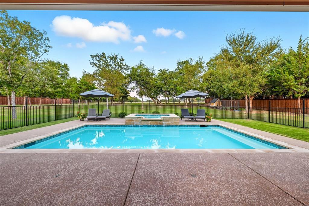 Midlothian, Texas, 76065, United States, 4 Bedrooms Bedrooms, ,3 BathroomsBathrooms,Residential,For Sale,1950999