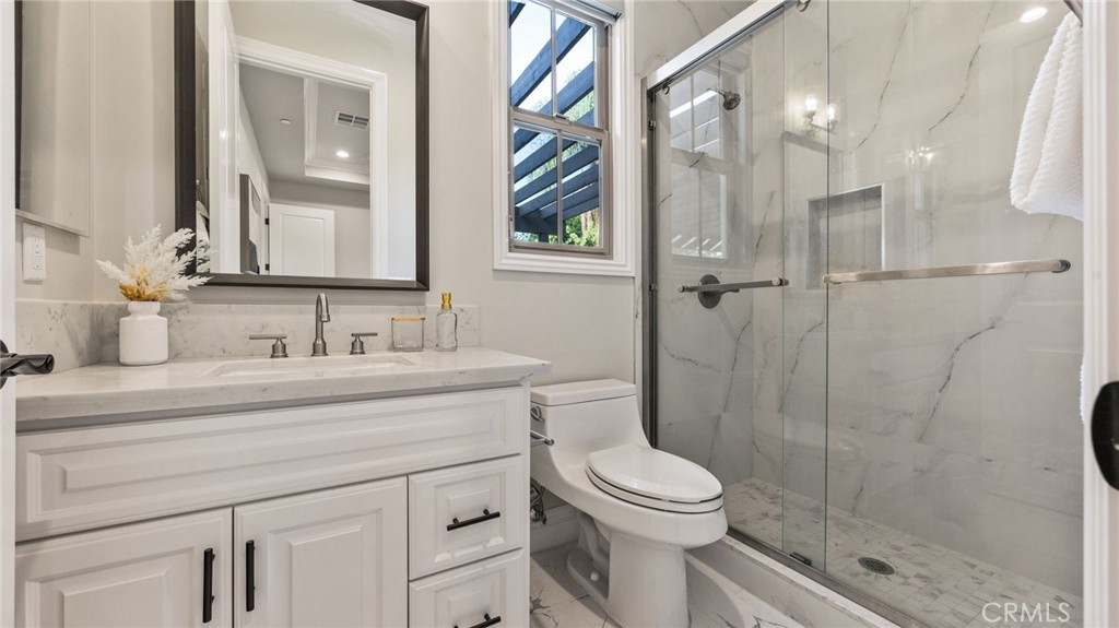 Temple City, California, 91780, United States, 5 Bedrooms Bedrooms, ,6 BathroomsBathrooms,Residential,For Sale,1989689