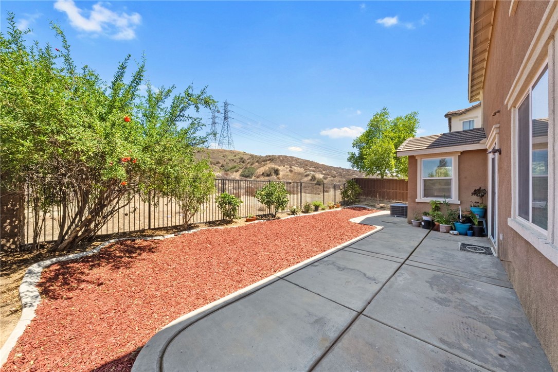 Beaumont, California, 92223, United States, 3 Bedrooms Bedrooms, ,3 BathroomsBathrooms,Residential,For Sale,1928243